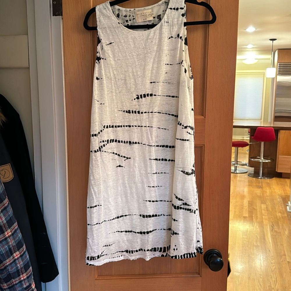 Alice and Olivia linen dress